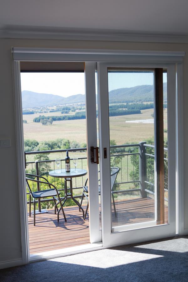 Rosewhite House Acomodação com café da manhã Myrtleford Exterior foto
